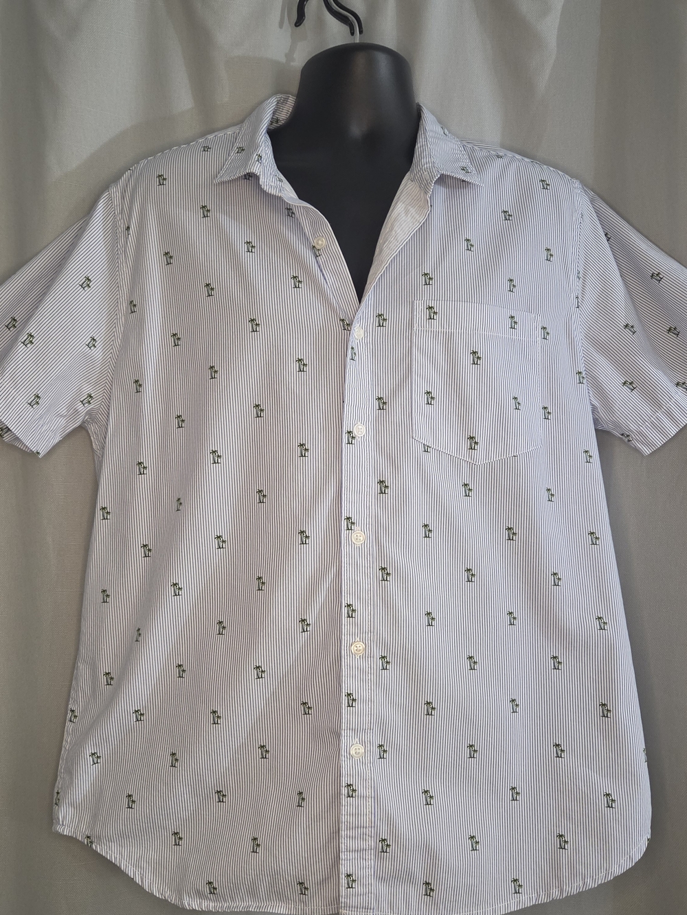 Men's Short-Sleeve Shirt with Palm Tree Print Size XL 100% Cotton